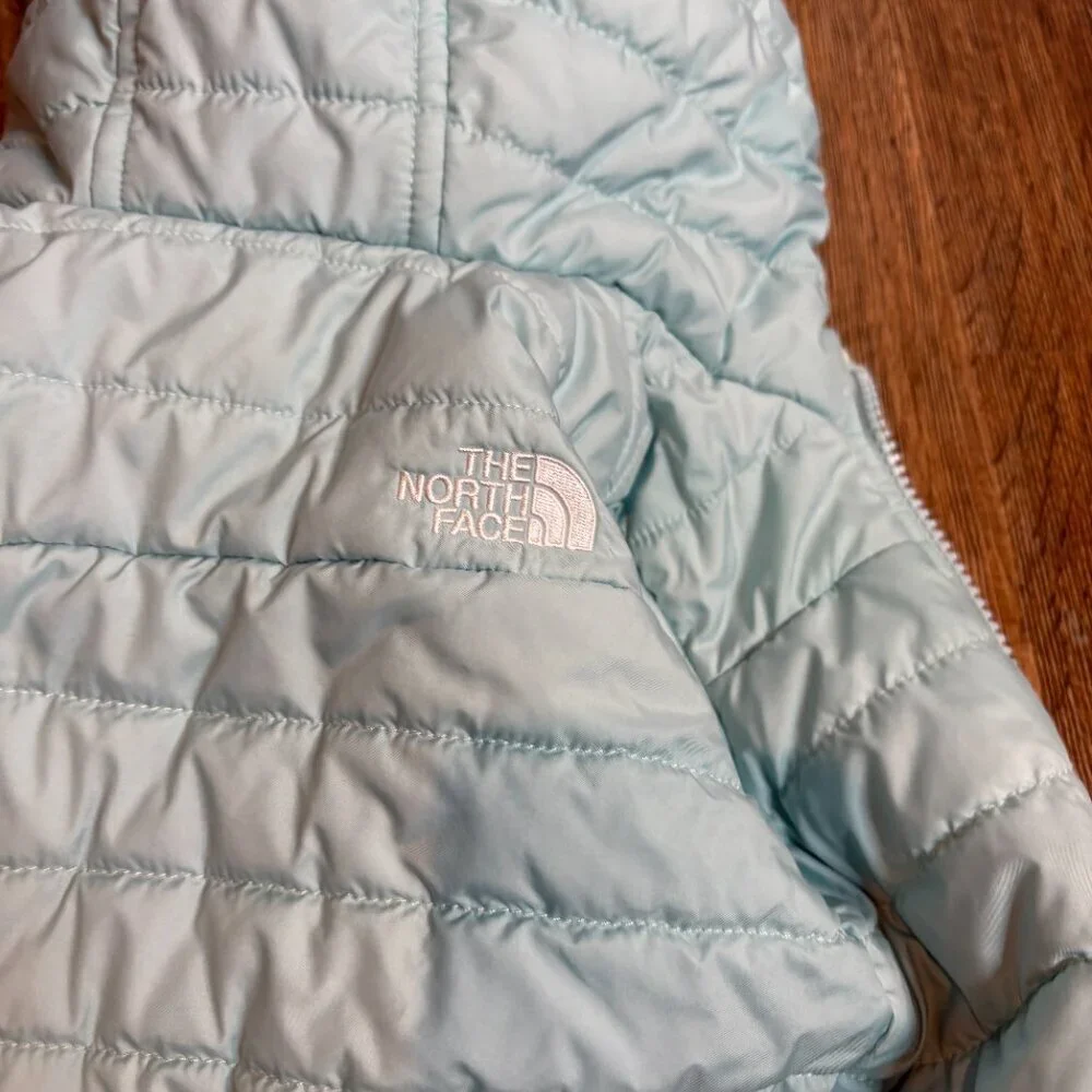 The North Face reversible patterned winter coat - Picture 4 of 7